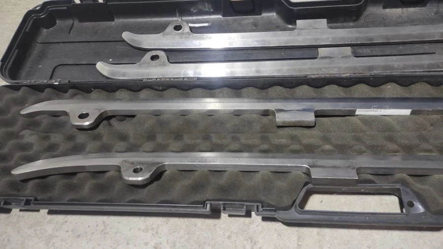 Skates for double bobsleigh sled "KBS2-001"