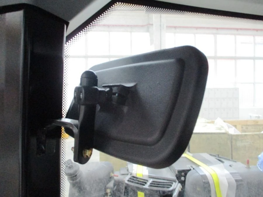 Internal rear view mirror with spherical mirror element IT2.235.039