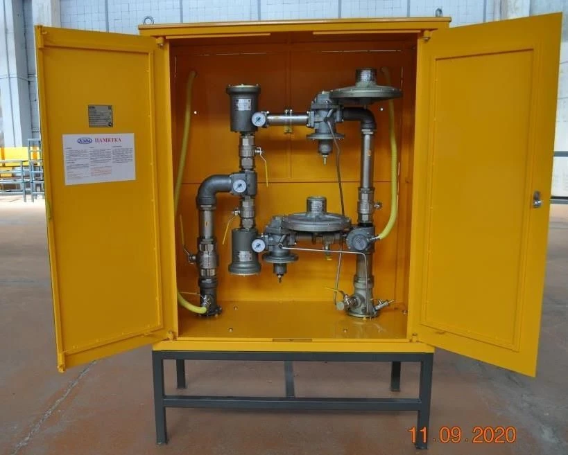 Closet gas reducing unit (GRPSh) with main and reserve reducing lines SHBDG-2000-2 on the basis of regulator RDK-KASPI-.