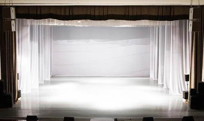 White office" stage decoration