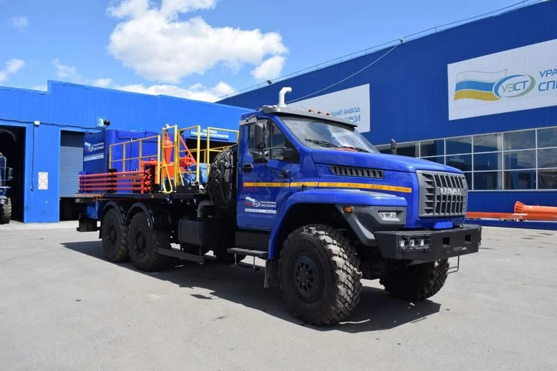 Cementing unit