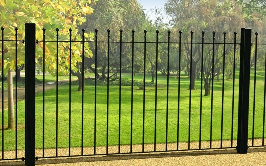 Metal fence manufacturing services