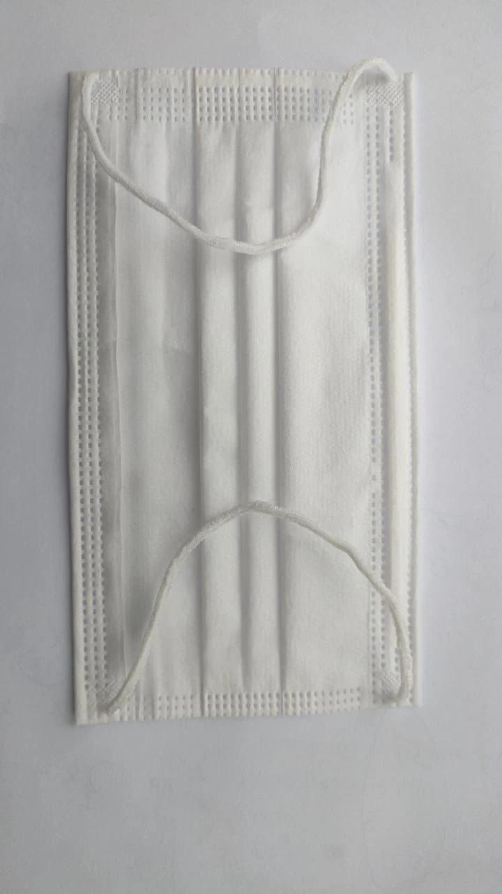 Medical disposable mask made of nonwoven materials according to TU 32.50.50-001-27010647-2021 from 27.12.2021, 175x95mm