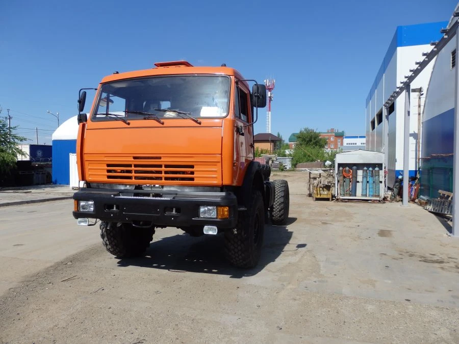 Tractor-tractor truck 4326K3