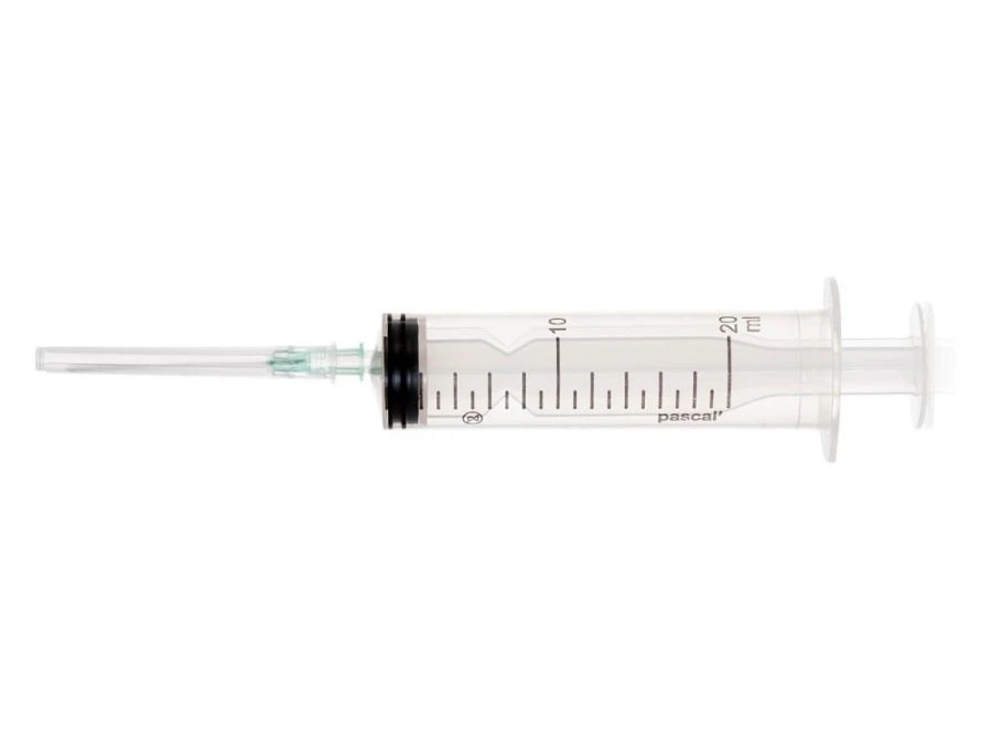 Luer type sterile single-use three-component injection syringe of 20ml nominal capacity with 21G x 1 needle.