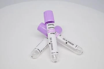 Vacuum tube for venous blood collection "UNIVAC®" with anticoagulant K3 EDTA. Tube size 13x100. Blood collection volume 5.5