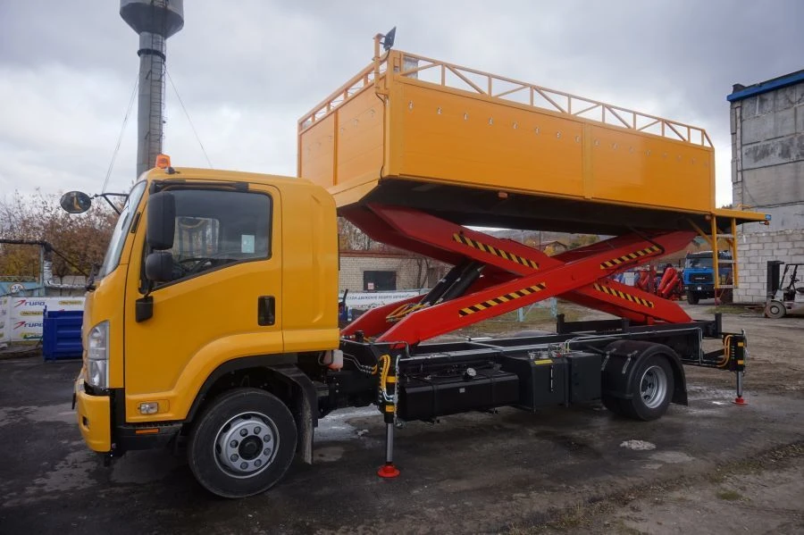 APK-10 on chassis ISUZU FSR34UL-LCUN, FSR34UL-NCUN, FSR34VL-NCUN, FSR34UL-PCUN, FSR34VL-PCUN. GIRD brand. Type 5765N. Modificati