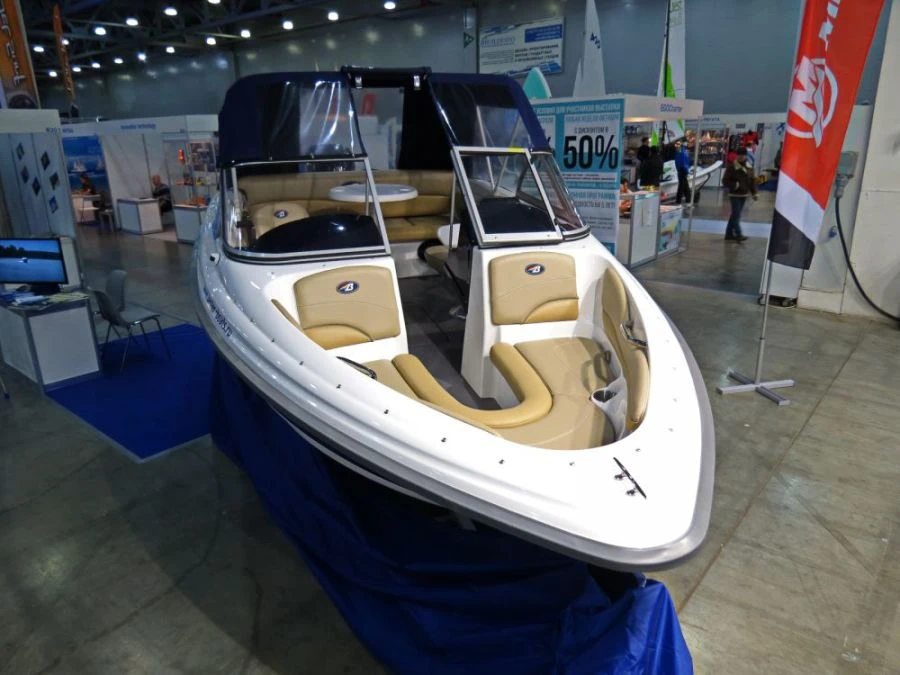 BESTER-530 fibreglass motorboat