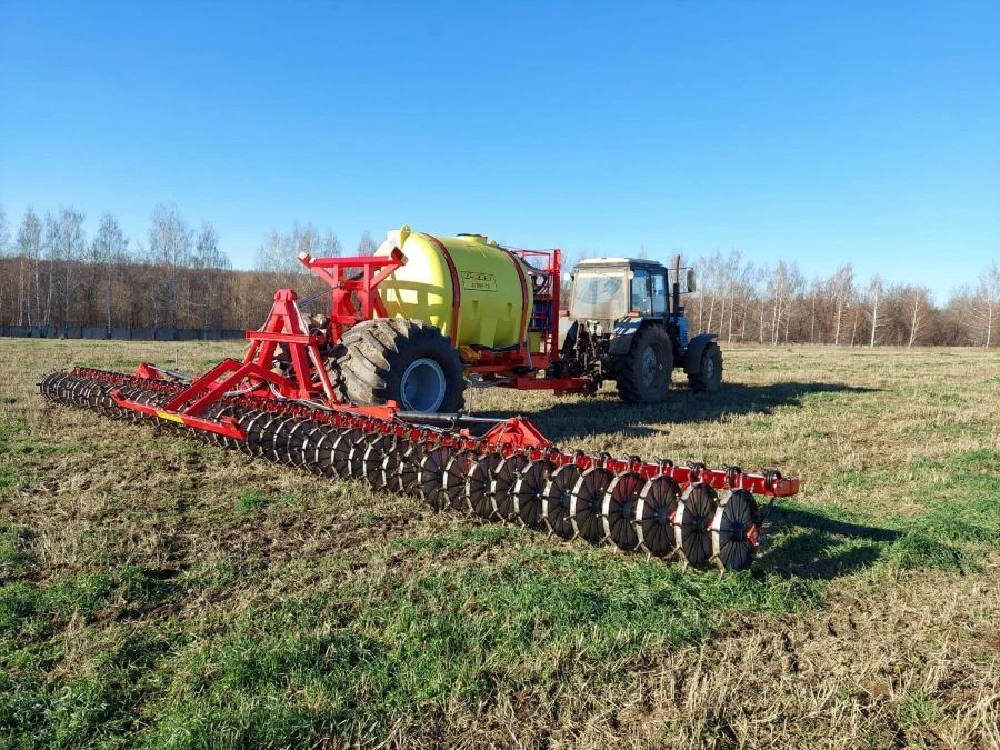 SOIL FERTILISER SPREADING UNIT "U-KAC APVU-12"