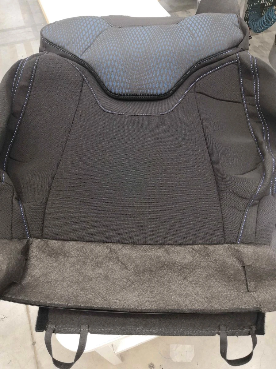 6902410XST33A8P Passenger seat backrest cover SAB (t/black)