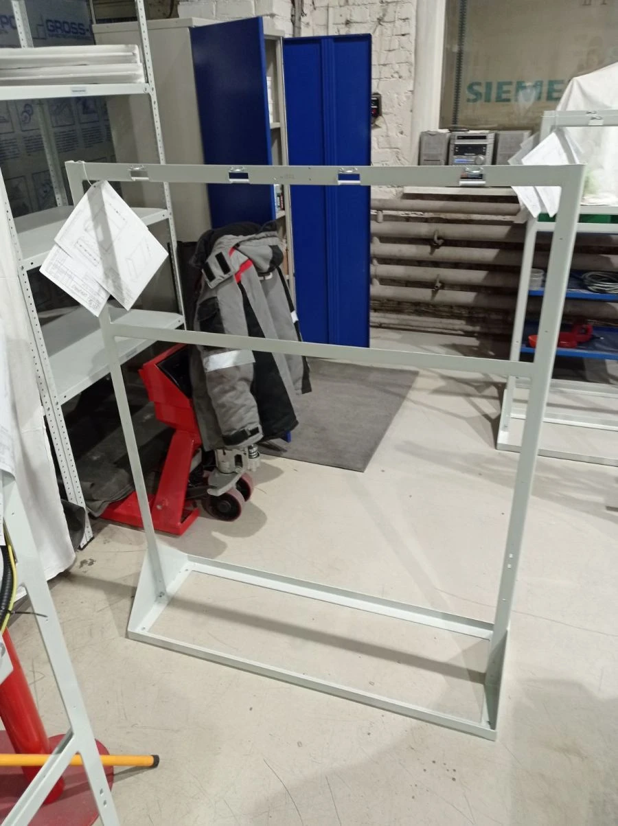 UHA19GZ001 Instrumentation stand