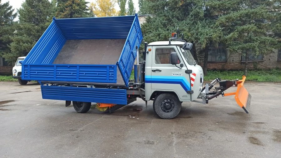 Multifunctional combined machine MKM-1904-13 "Cleaner" with mounted equipment