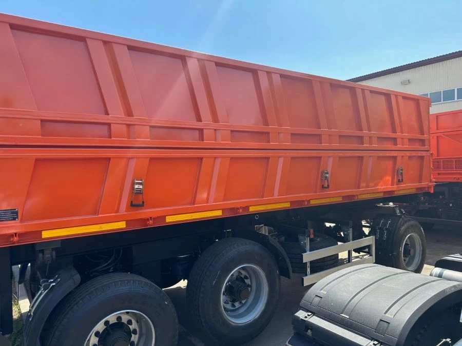 Three-axle trailer on air suspension, 3524-16A (lights 8512.3716-04, wheel rims 167.9911.00.3101012-04, tyres 385/65R22,5 CORDI