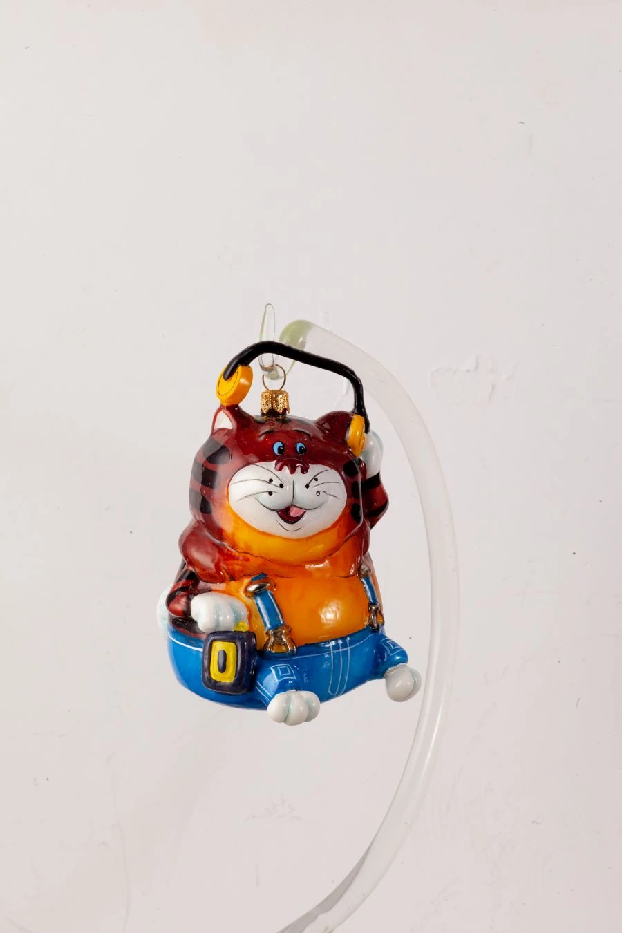 Licence Christmas tree toy made of glass "Cat in headphones"