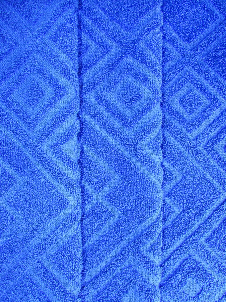 Ready-made cotton terry linen fabrics, smooth-dyed.