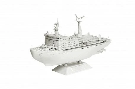 Assembled model-copy. Nuclear icebreaker "Arktika".