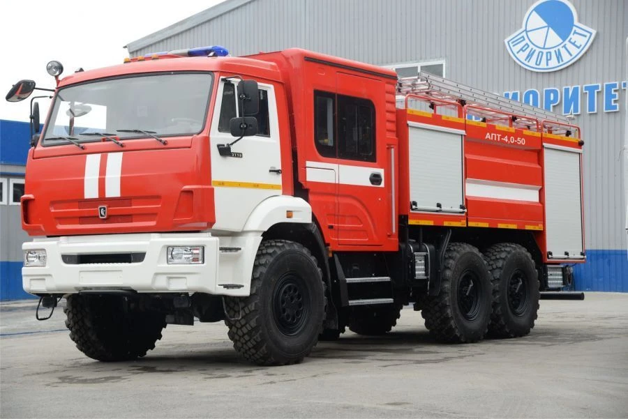 Foam extinguishing vehicle APT-(4,0-8,0)-50/4, type 58815K43118, modification APT (4,0-8,0)-50/4 (43118), on chassis KAMAZ-43118