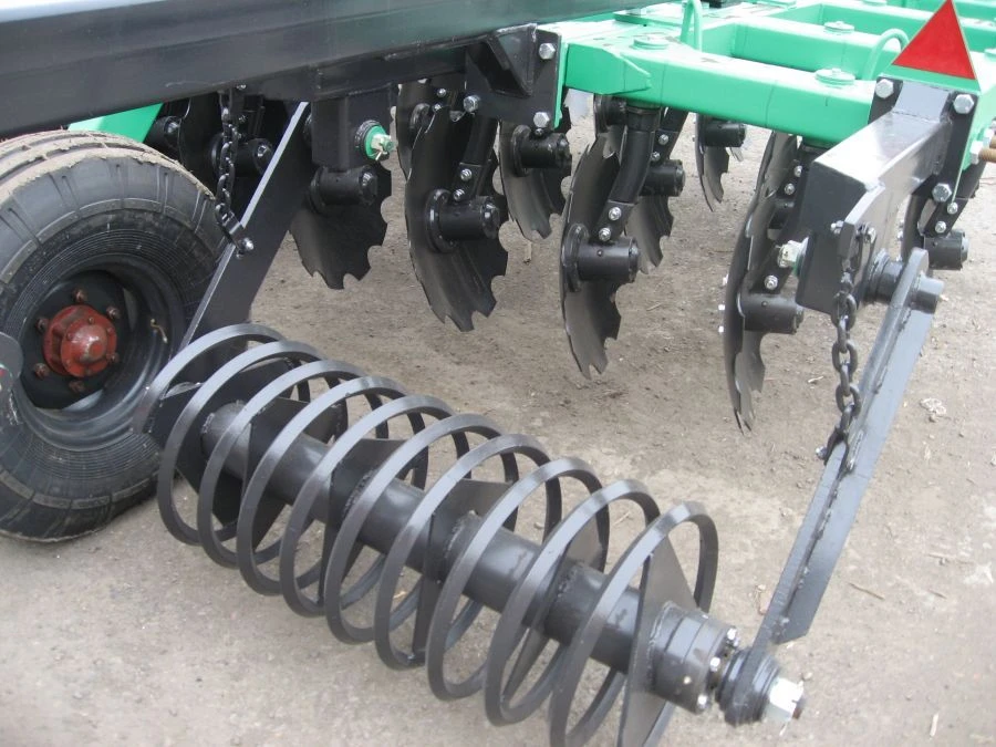 Agrodisk disc harrow 8004