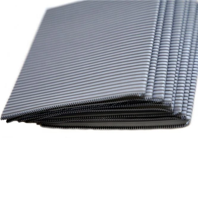 Porovinyl separators