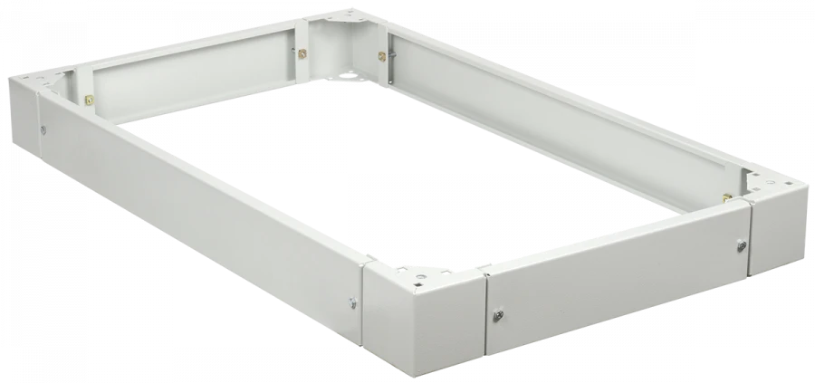 Plinth for floor cabinets