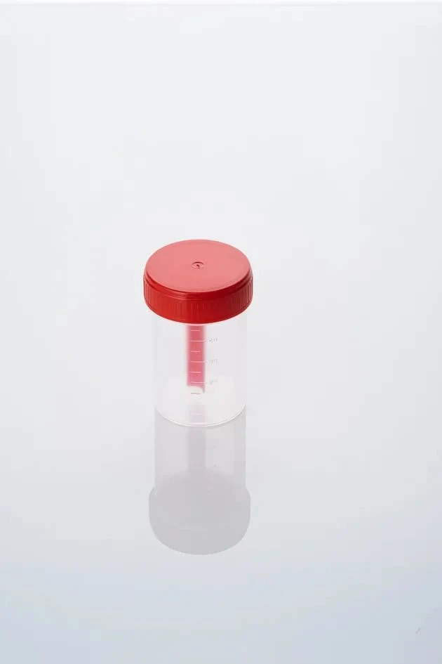 Disposable medical polymer non-sterile 60 ml container with screw cap and fixed spoon