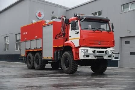 Fire engine with tanker pump-hose combination PANRK 58811N