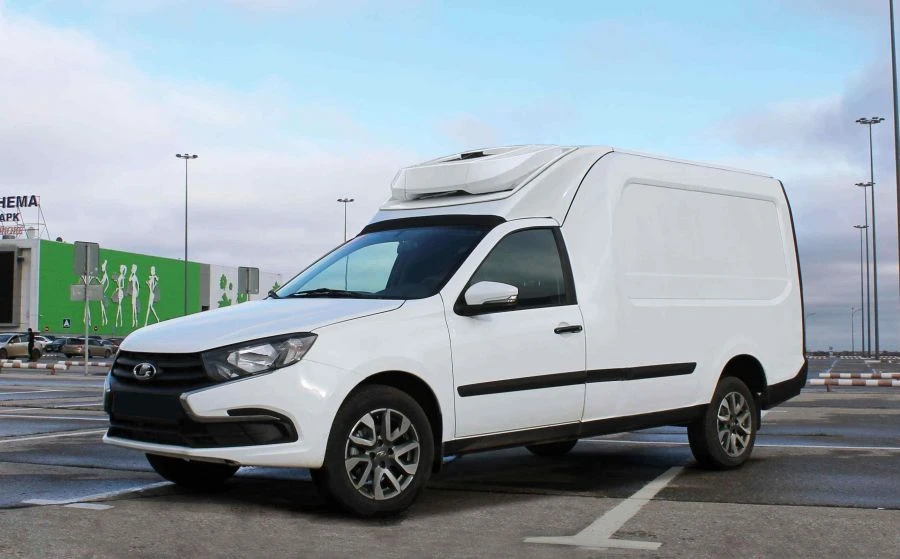 Vehicle - van for foodstuffs transportation, type GRNTN, modification GRNTNE, category N1, on the basis of transport vehicles LA