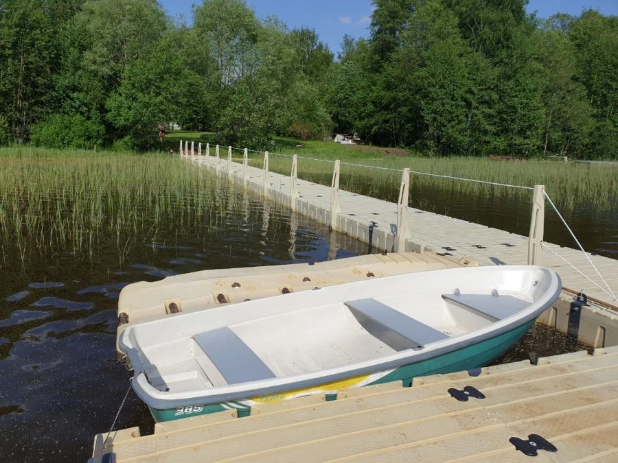Floating modular prefabricated pontoon