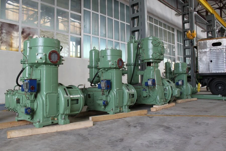 Compressor piston air and gas compressor units on angular bases 2P according to TU 3643-015-84424484-2017