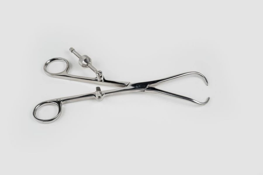 VZ-K- 177 Curved bone holder 240 mm.