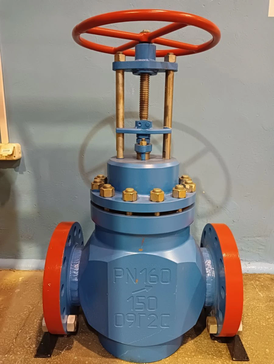 Shut-off valve (type KZ, model range up to DN100 up to PN70,0 MPa; DN150-300 up to PN16,0 MPa)