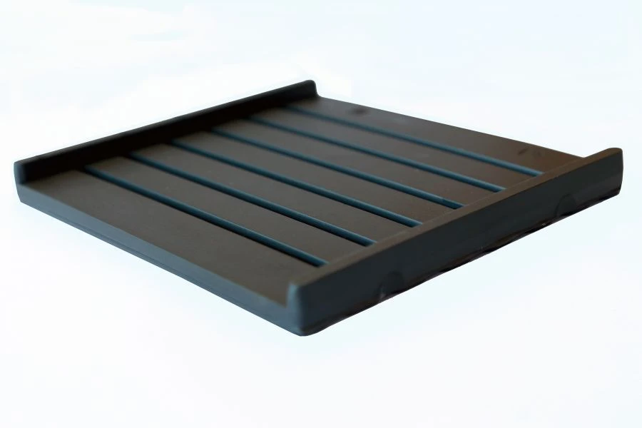 Laying of railway track fastening CP 638-01 (category II, execution D, material "Pikaloy")