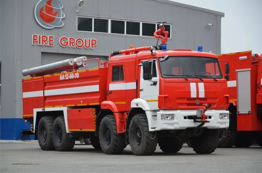 Aerodrome fire fighting vehicle AA 12,0-60, type 58813K, modification AA 12,0-60(63501), on chassis KAMAZ-63501-51, 63501-52