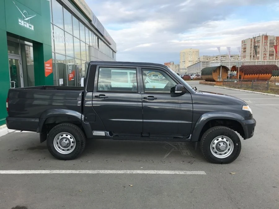 Car UAZ Pickup 23632-145