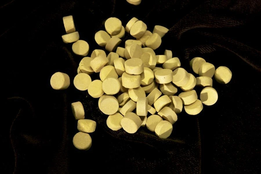 Zinc Sulfoselenide for Thin-Film Optics