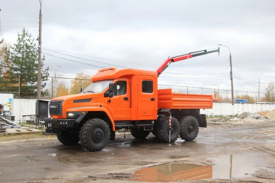 Vehicle with CMU model NR8082S produced by "Chaika-NN" Ltd, modification 2784U3 on URAL chassis: 5557-6151-70, 555-615.