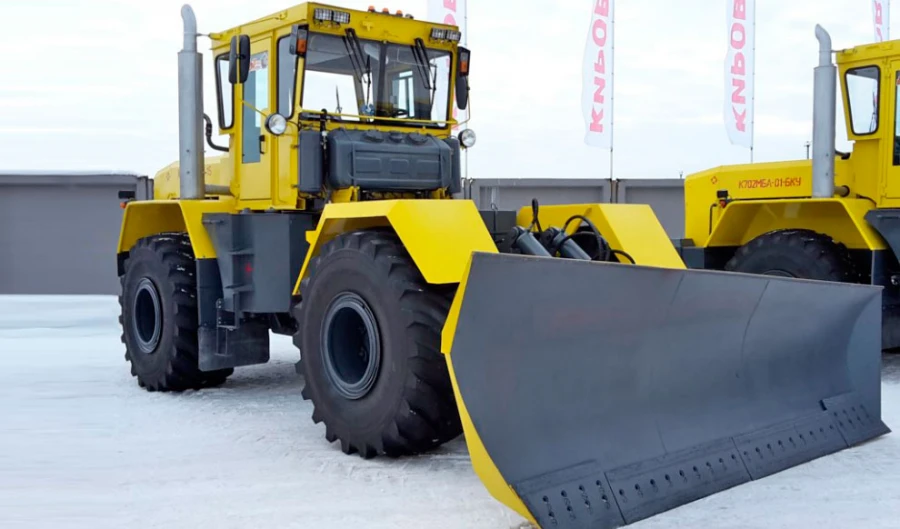 Universal wheeled bulldozer "Kirovets" K-703MA-DM-15