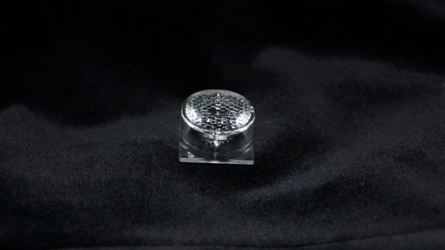 Lens for LED luminaires AMT-HB-23x23-3535-30