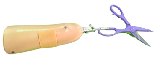 Working prosthetic hand, including partial and partial dislocation of the hand PR0-11