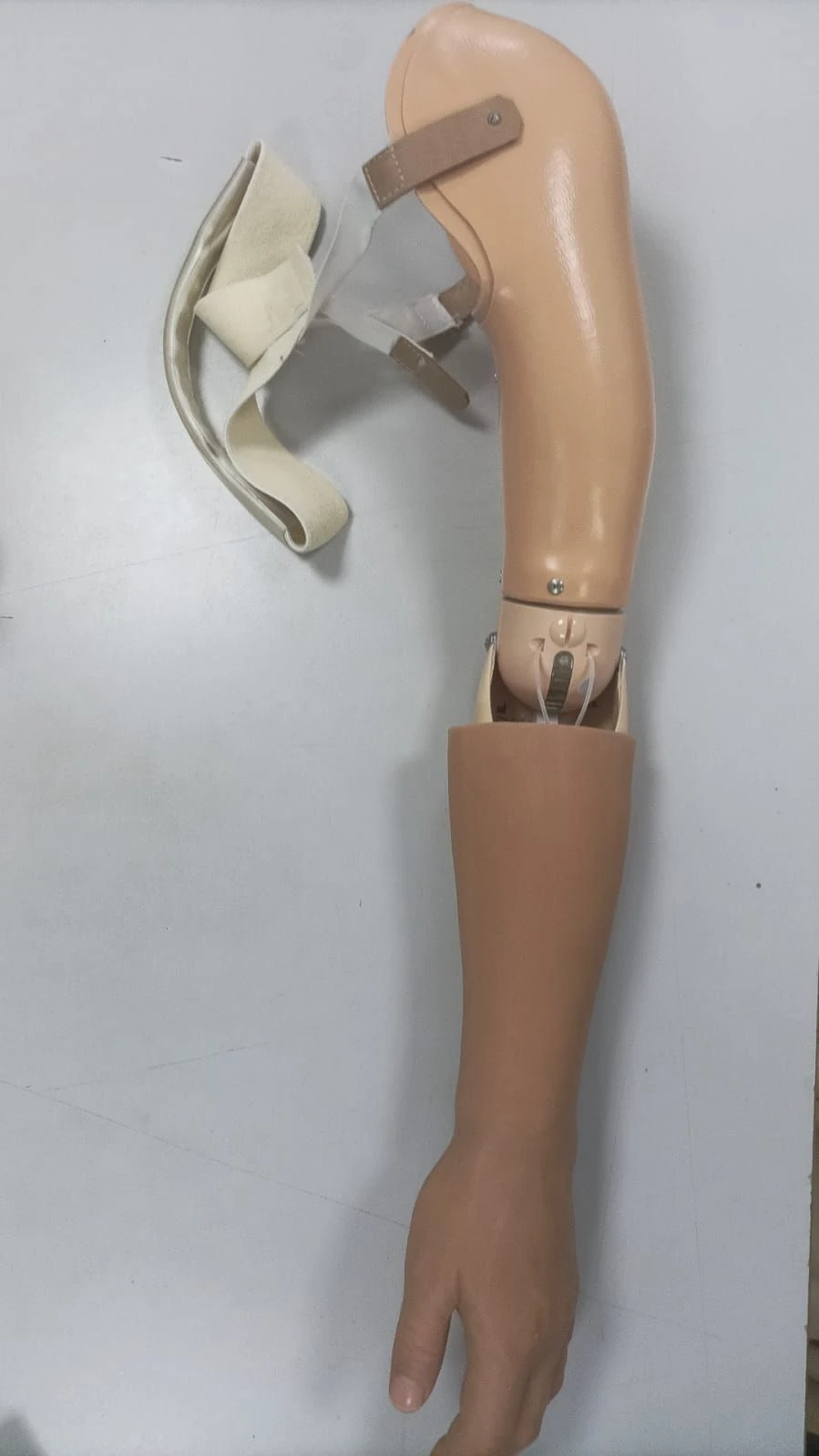 Cosmetic shoulder prosthesis