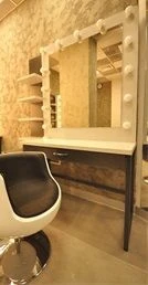 Dressing room table with drawer and mirror SGZ-1