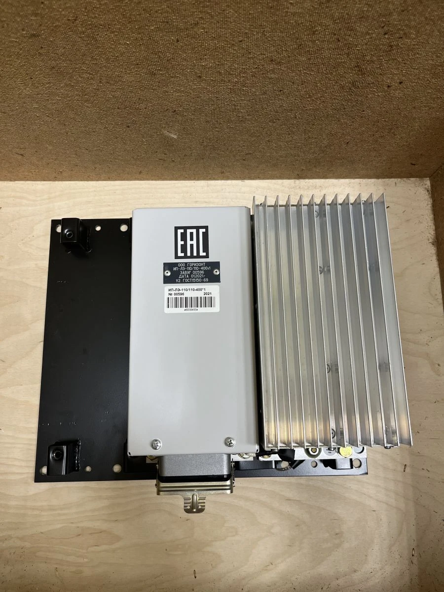 Power supply source of locomotive electronic equipment IP-LE-110/110-400x1 06B.03.00.00.00-01