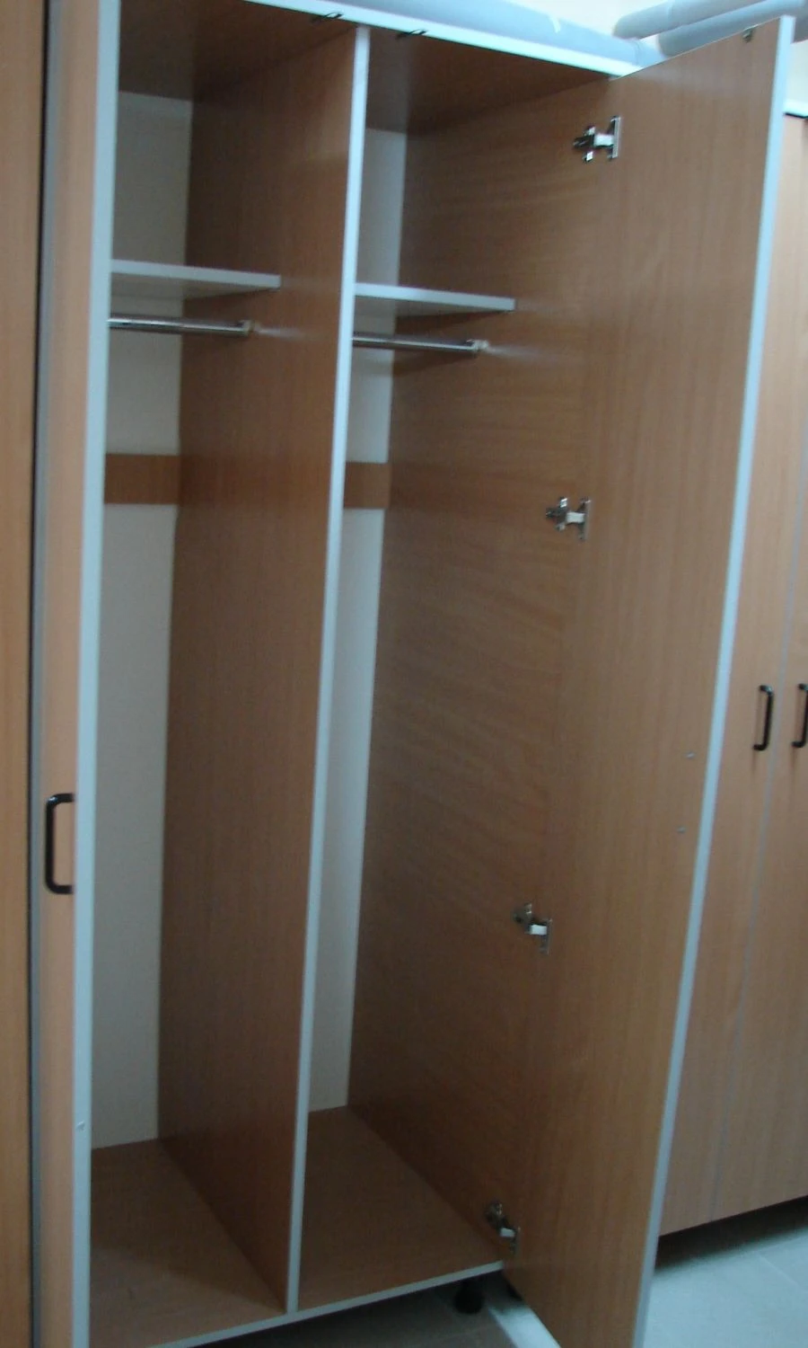 Wardrobe cubicle