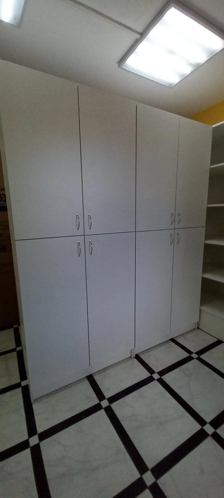 Closed storage cabinet 800x400x2100 mm Art. A-2