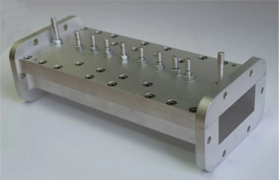 3/4 GHz Waveguide Band Pass Filter