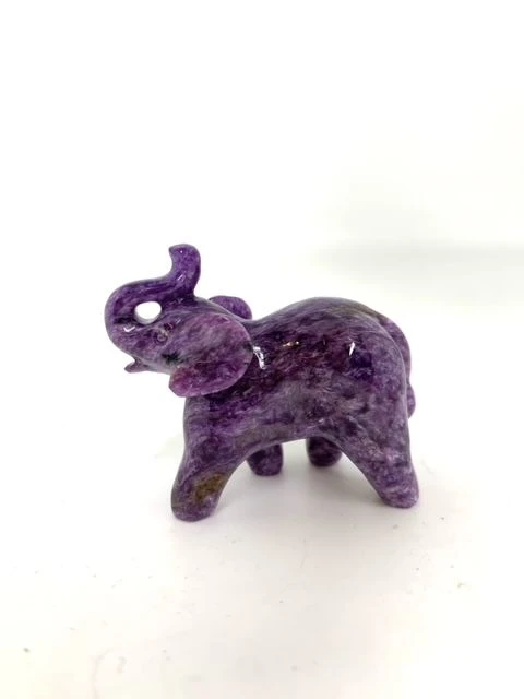 Small elephant (charoite)
