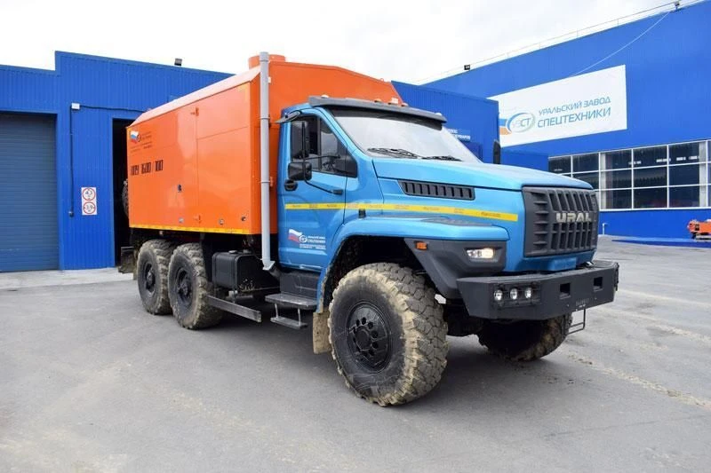 Mobile steam generating unit (MPU), UZST brand, type UZST01, modification 6890-19 on Ural 5557-6151-70, 5557-6151 chassis.