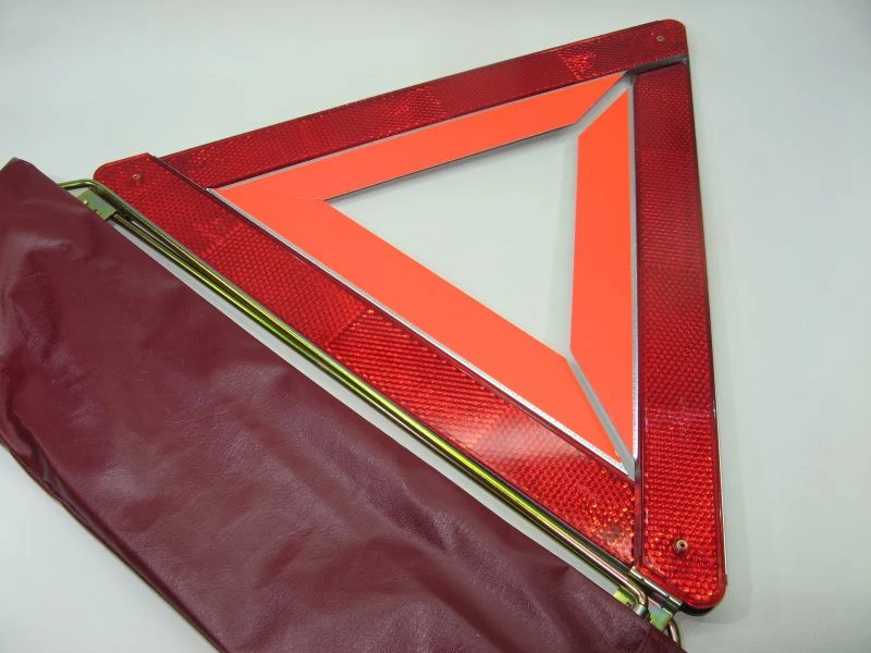 Warning triangle 453.3716