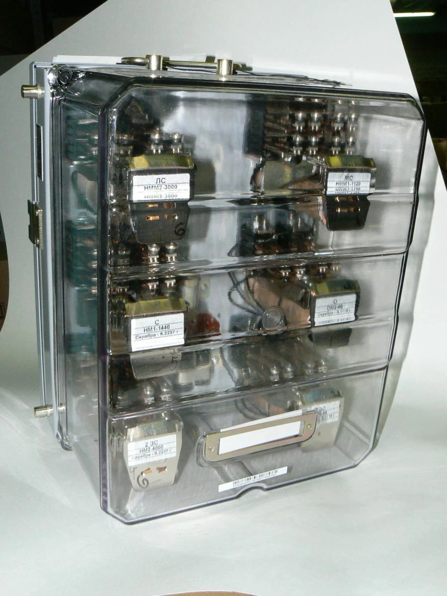 Relay unit of electrical centralisation MII. drawing ?14040.00.00.00B-03
