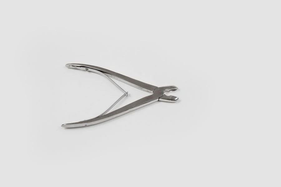 VZ-SH- 59 Bone pliers with round jaws, straight, 170 mm.